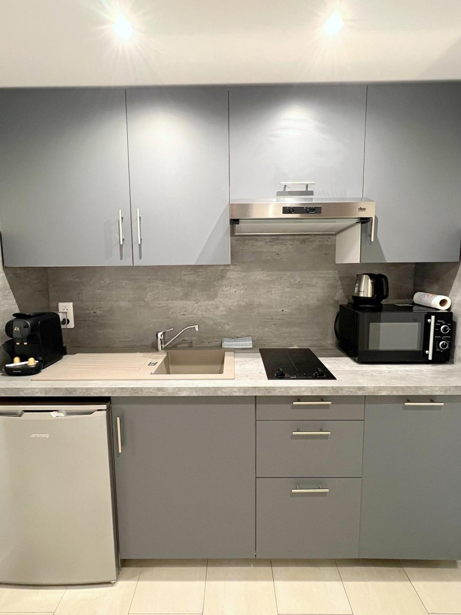Petit 2 Pieces Carre D'Or Apartment นีซ ภายนอก รูปภาพ